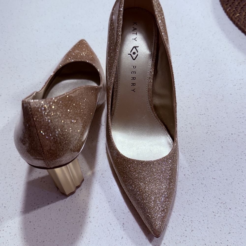 Katy Perry Collections Gold Shimmer Elegant Heels - Picture 3 of 4